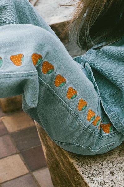 Джинси Tinycottons "STRAWBERRIES", блакитний SS25-247 фото
